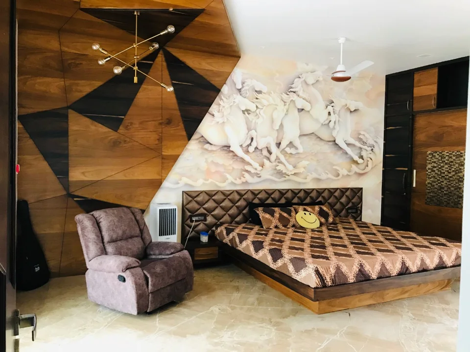 Bedroom with a geometric timber wall and a sculpted horse relief behind the bed